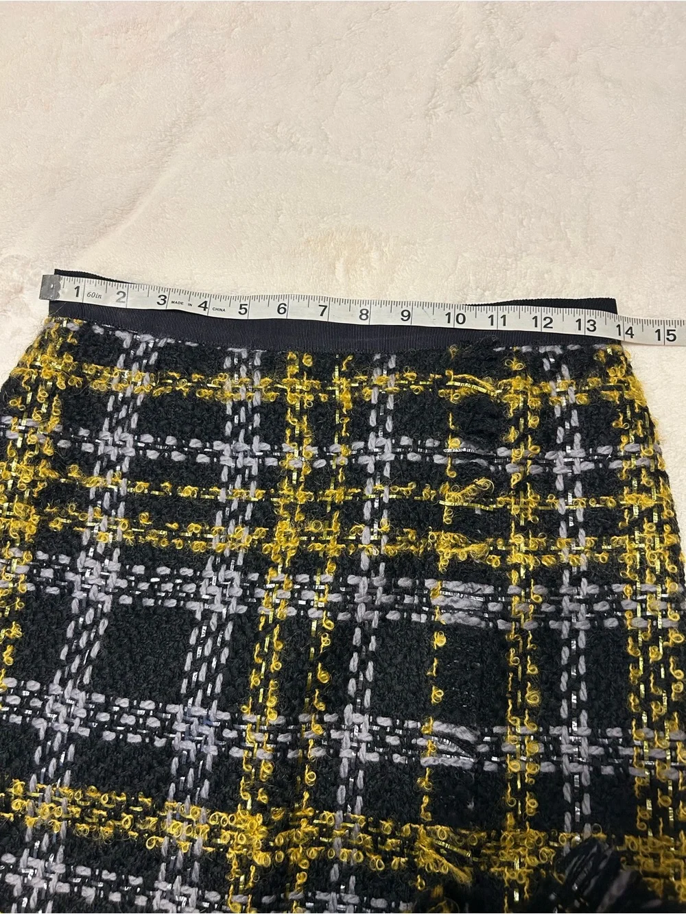 Tweed Midi Pencil Skirt in Black, Gray & Yellow. Size 6